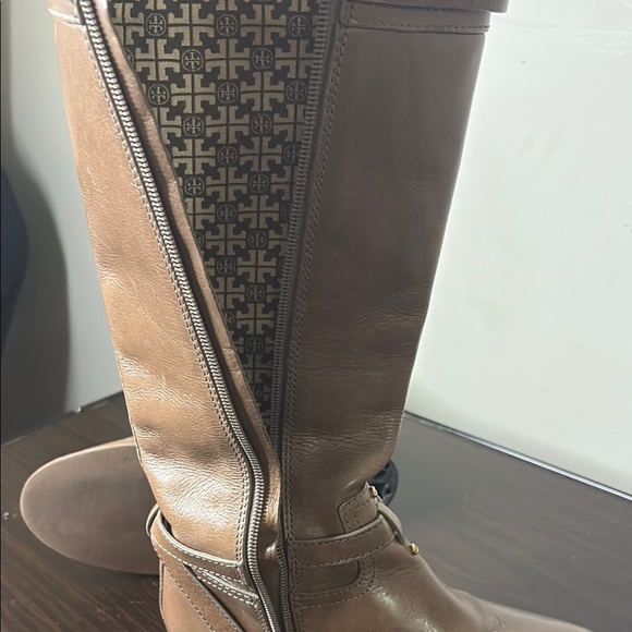 Tory Burch Tan Leather Riding Boots - Picture 15 of 16